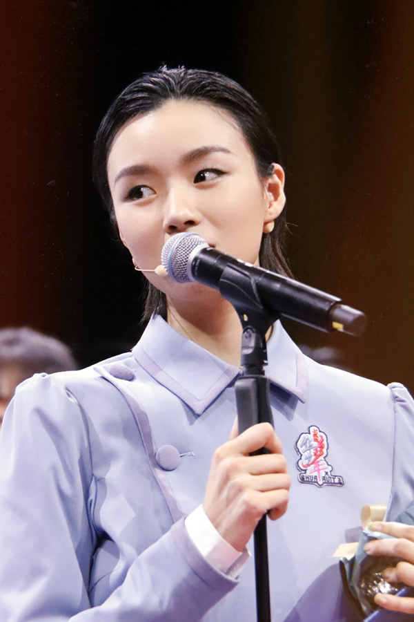 上线吧华彩少年收官飒爽女歌手张羽清获华彩少年优秀代表